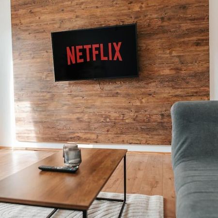Bright & Grey - Netflix - City - Wifi - 4 Person Έσσεν Εξωτερικό φωτογραφία